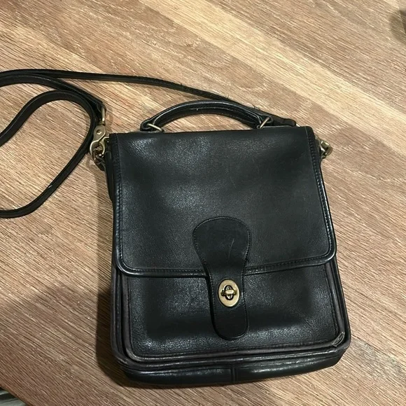 Coach Vintage Willis Top Handle - Picture 1 of 14